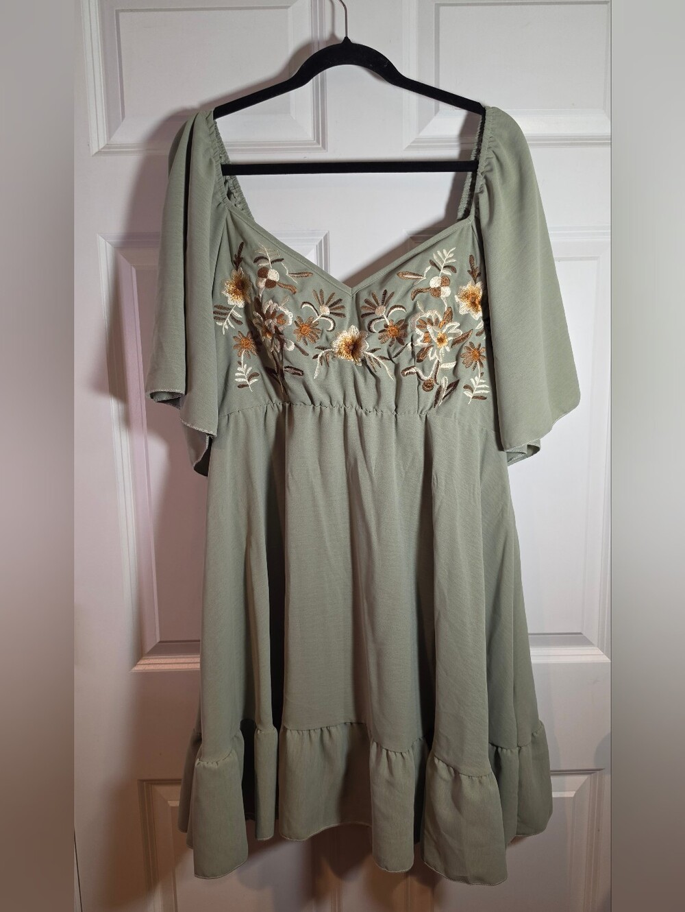 Shein Sage Floral Embroidered Flutter-Sleeve Dress Stretch Back 2XL